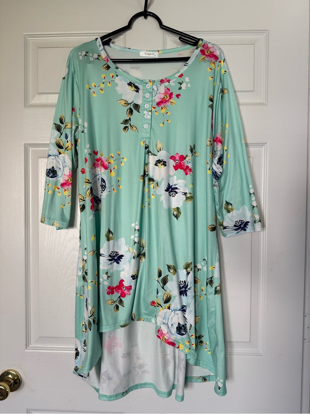 Naggoo Mint Floral Henley Tunic